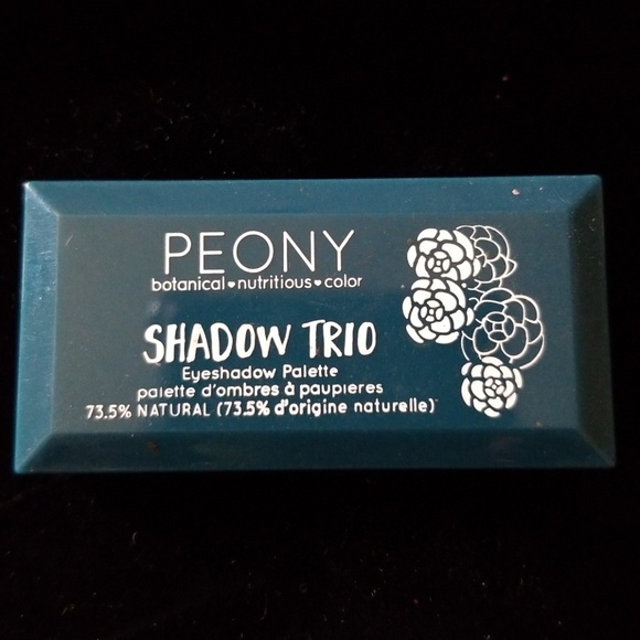 Eyeshadow - Picture 1 of 3